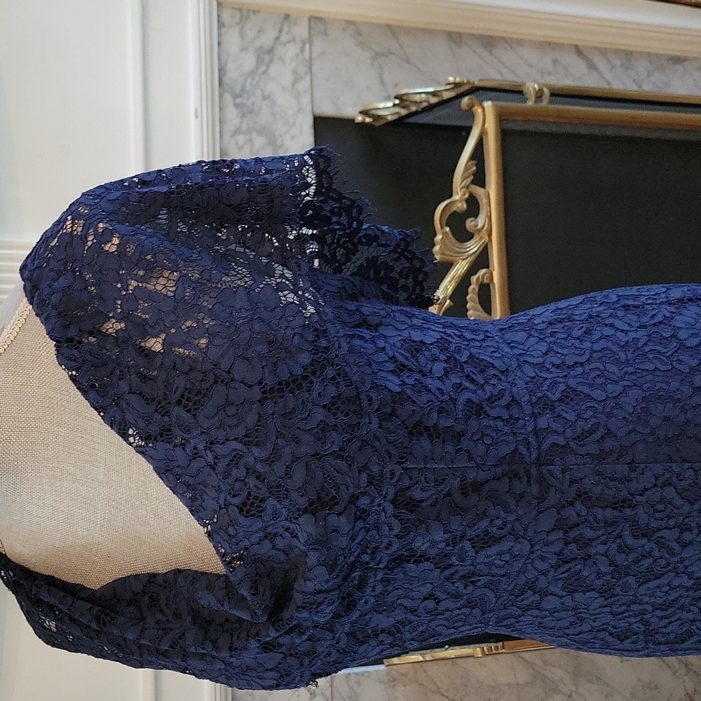 Lulus Gown - Picture 5 of 9